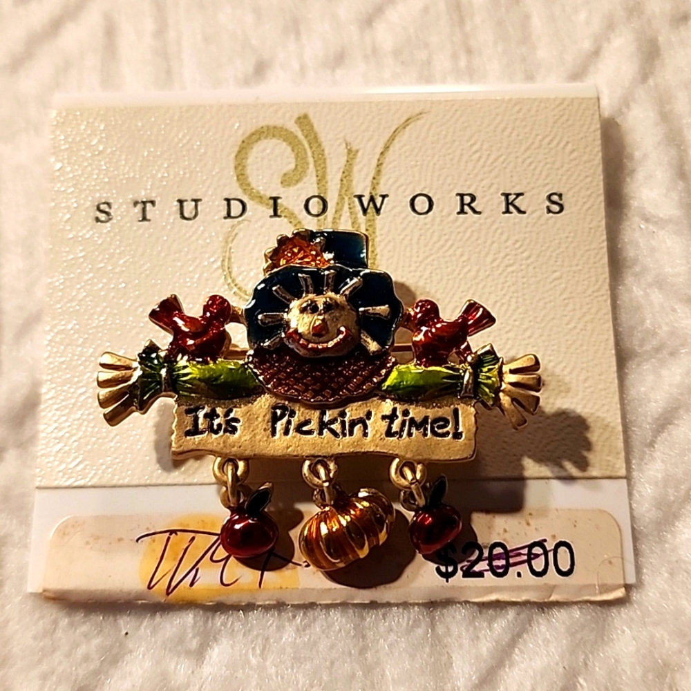 Studio Works Harvest Pin NWOT